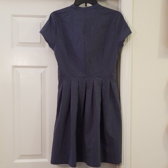 NWT H&M Navy/Light Blue Button Down Dress - Picture 2 of 8